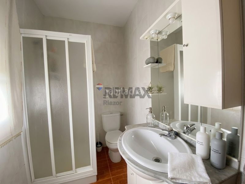 Foto cbfba0d7-1dc1-43b8-9e81-826912683f6f. Casa amb calefacció aparcament a Lalín