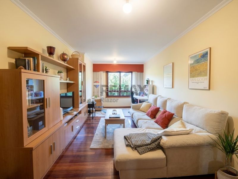 Foto 52158fb0-560a-4831-8788-56ae93d12f06. Pis amb calefacció aparcament a O Milladoiro Ames