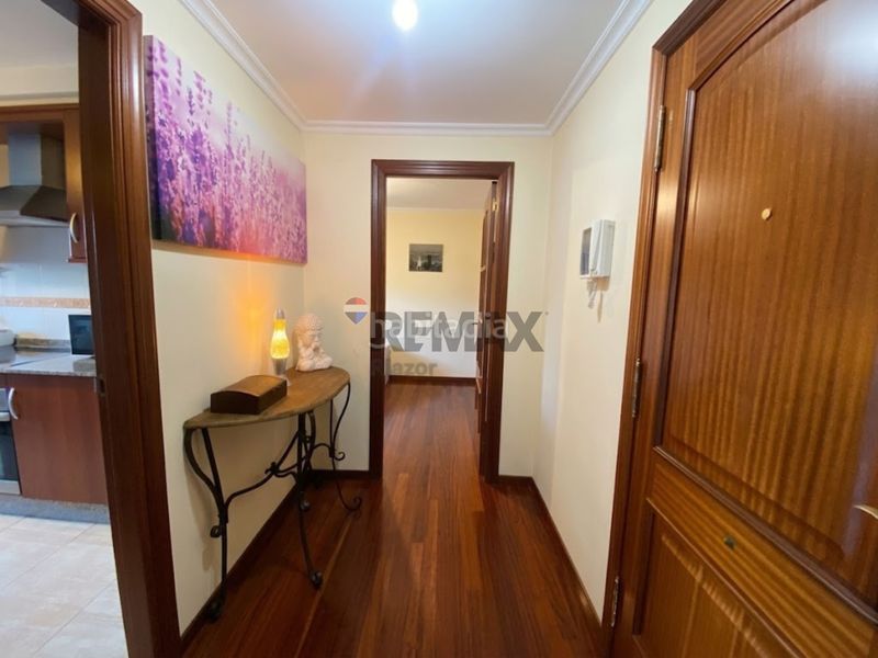 Foto 545b246b-3bd4-407d-bbfa-f009730531f2. Pis amb calefacció aparcament a O Milladoiro Ames