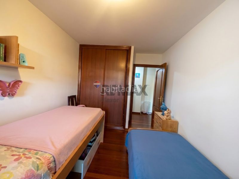 Foto 5895a9d5-f7d6-4da6-8364-11668b06f604. Pis amb calefacció aparcament a O Milladoiro Ames