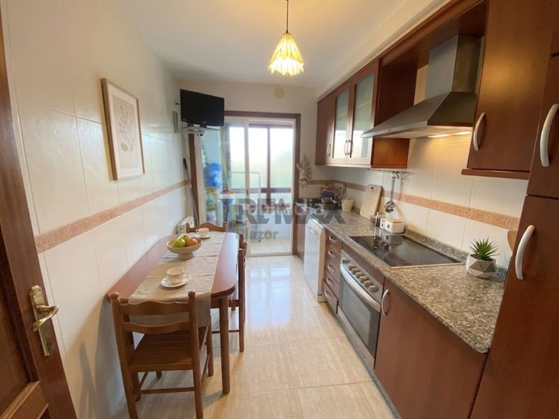 Foto 854c5d41-0105-433b-8bb1-d4ceaa2bf8dd. Pis amb calefacció aparcament a O Milladoiro Ames