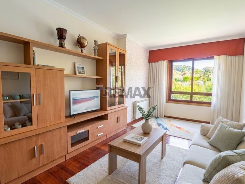 Foto c62ad39a-1573-425a-b428-0ee70dd8f88a. Pis amb calefacció aparcament a O Milladoiro Ames