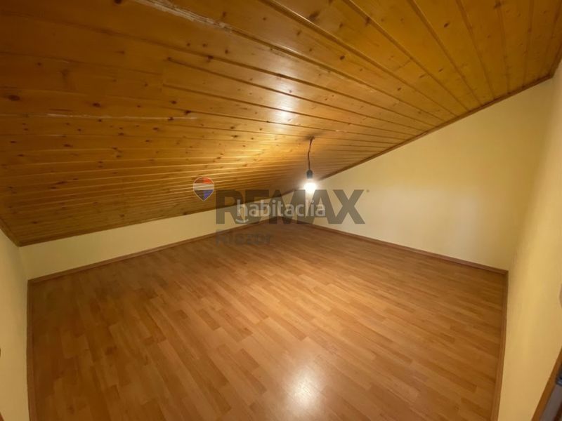 Foto 8f8f2e50-4fa2-4b81-8c06-69bdd1a26c12. Pis amb calefacció aparcament a Bertamirans Ames