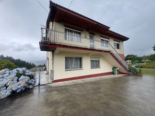 Haus  Camiño da cabrita. Casa chalet independiente en doso, narón