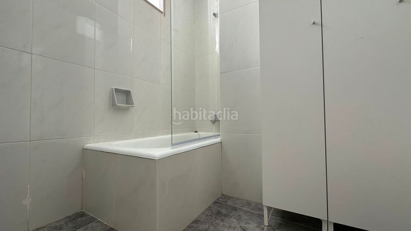 Foto 316ce8e3-b15a-48ff-ae15-c1a731f9e929. Alquiler piso en calle vila do conde 12 en Caranza Ferrol