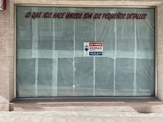 Local Comercial a Calle Río Mandeo 5