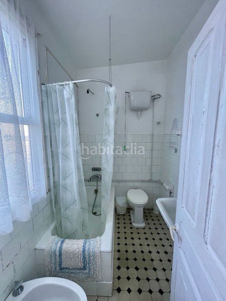Foto 5ad0c2fe-a59c-4fcb-bef9-132140042fa7. Chalet in av del almte pedro fernández martín 1 in Valdoviño