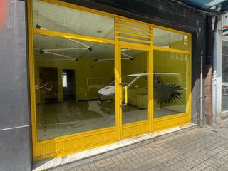 Local Comercial a Calle Sánchez Calviño