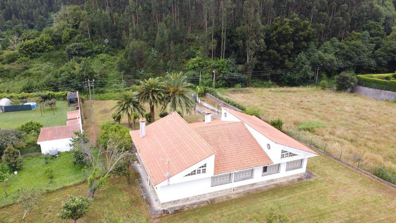 Foto 11243ce6-493f-42bd-bf3f-3647548768fe. Chalet casa unifamiliar con terreno en serantes. en Ferrol