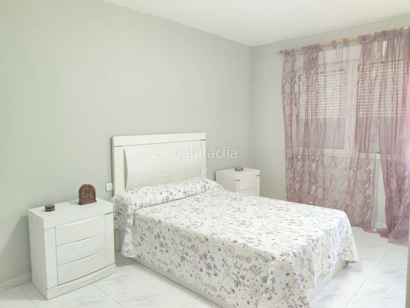 Foto 71bb08ad-ae5a-4c90-9a29-b4d5690a8318. Chalet casa unifamiliar con terreno en serantes. en Ferrol
