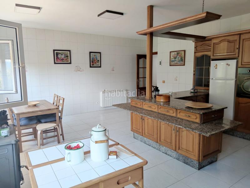 Foto 842867f0-6965-4f62-bf23-3be96b0535de. Chalet casa unifamiliar con terreno en serantes. en Ferrol