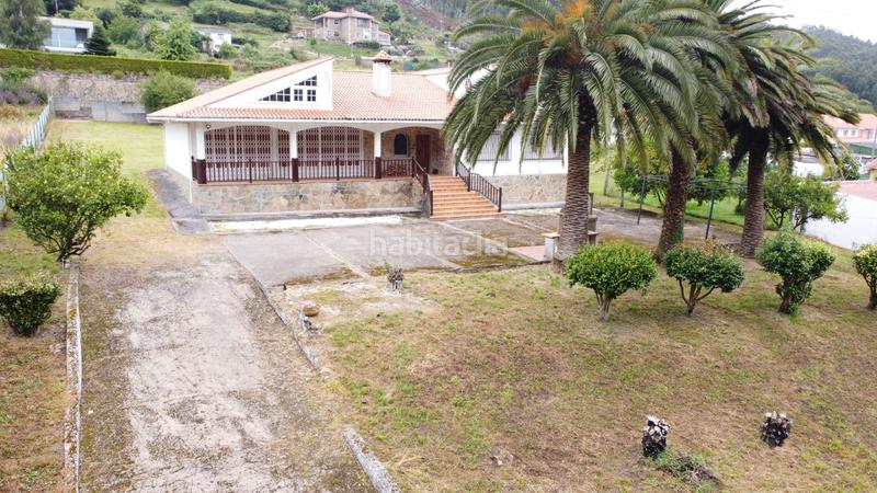 Foto ae3d9236-def1-4497-8880-34f6832b2ae9. Chalet casa unifamiliar con terreno en serantes. en Ferrol