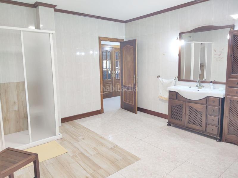 Foto aef2c568-276b-4d35-b550-1f15240a0d2a. Chalet casa unifamiliar con terreno en serantes. en Ferrol