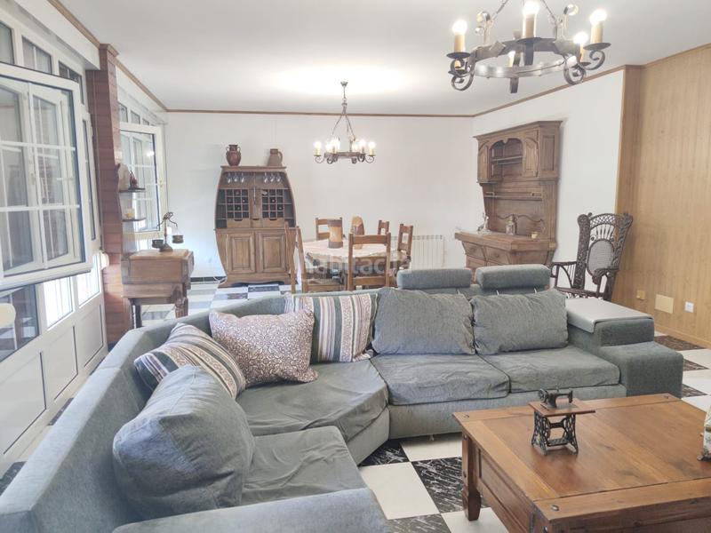 Foto bfe158e2-7f10-407c-9320-df29a753f90e. Chalet casa unifamiliar con terreno en serantes. en Ferrol