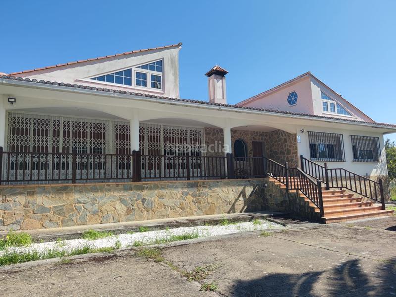 Foto d716baba-61eb-432d-9488-801b67fde837. Chalet casa unifamiliar con terreno en serantes. en Ferrol