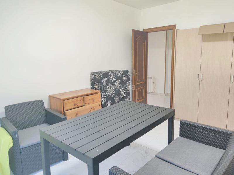 Foto f7fb38c9-e79b-4064-91c0-af43ecd24076. Chalet casa unifamiliar con terreno en serantes. en Ferrol
