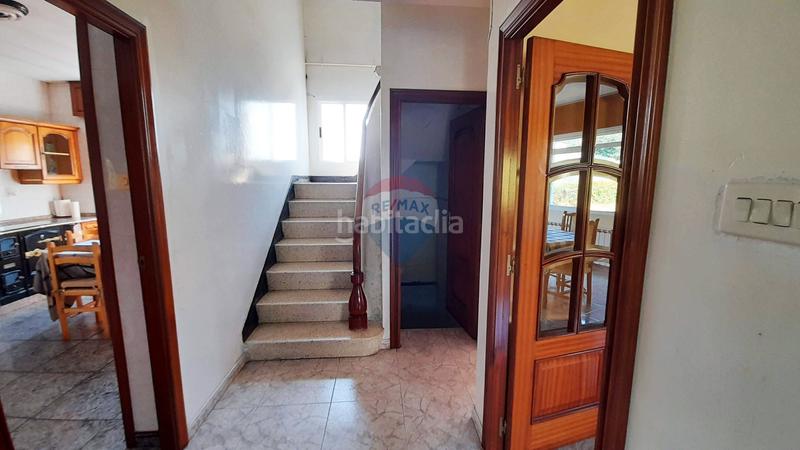 Foto 8aa7a002-0b47-4142-8d81-1ebbb9524b31. Casa amb calefacció aparcament a Pontedeume