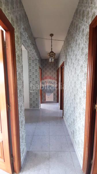 Foto a523a9d2-93c1-4e27-98d8-674a2bf41fdc. Casa amb calefacció aparcament a Pontedeume