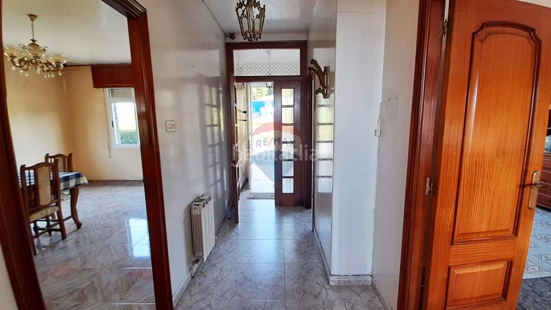 Foto e7dd4954-c2f5-4474-a3a2-95f3073a4780. Casa amb calefacció aparcament a Pontedeume