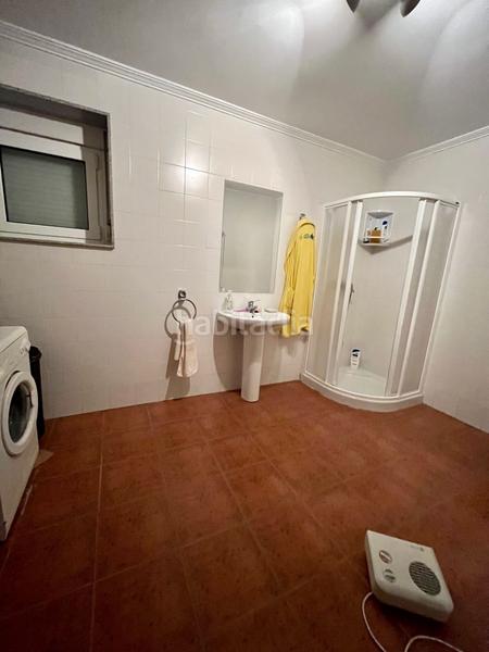 Foto 44cfb636-68f5-4b10-8dd9-35e551d6eb6f. Xalet a rúa bacorelle 10 a Valdoviño