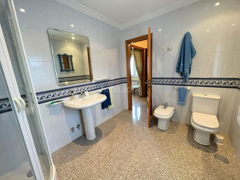 Foto cc3ae0c9-a629-48a4-a7ef-ade81ce1fa70. Xalet a rúa bacorelle 10 a Valdoviño