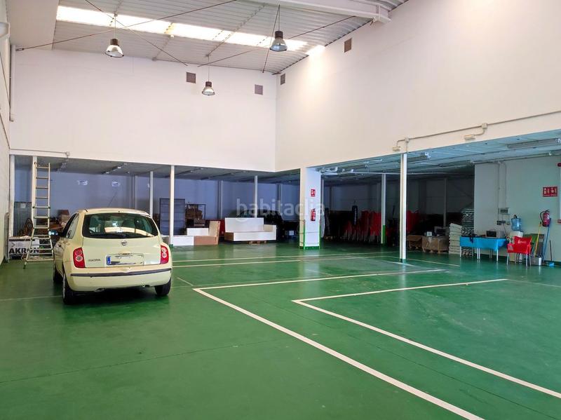 Foto 9c61d14c-ea84-41b4-b9b4-61e5e71dde7d. Nave industrial en Almeiras Culleredo