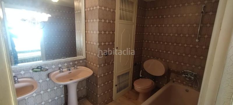 Foto ea93e7db-7b9f-4624-92a3-6cfec8dabd47. Piso estupendo piso en venta en una zona privilegiada en Ferrol