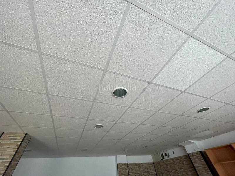 Foto 34751724-06e0-4f27-afa4-b94203c7c229. Local comercial en rúa río mandeo 7 precioso local con gran escaparate en Ferrol