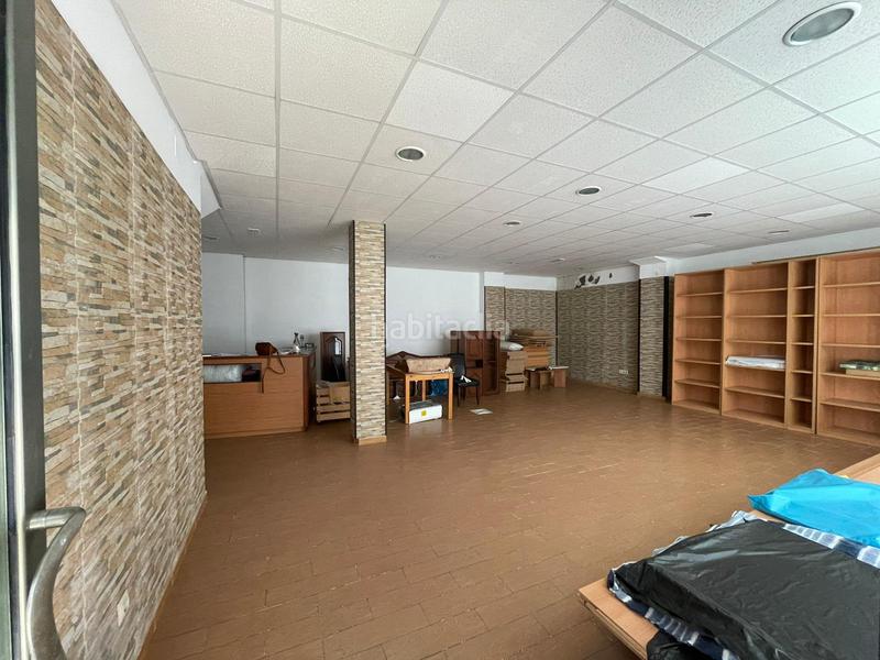 Foto 3f2cfeca-7ad0-4e9e-96d3-50418565943f. Local comercial en rúa río mandeo 7 precioso local con gran escaparate en Ferrol