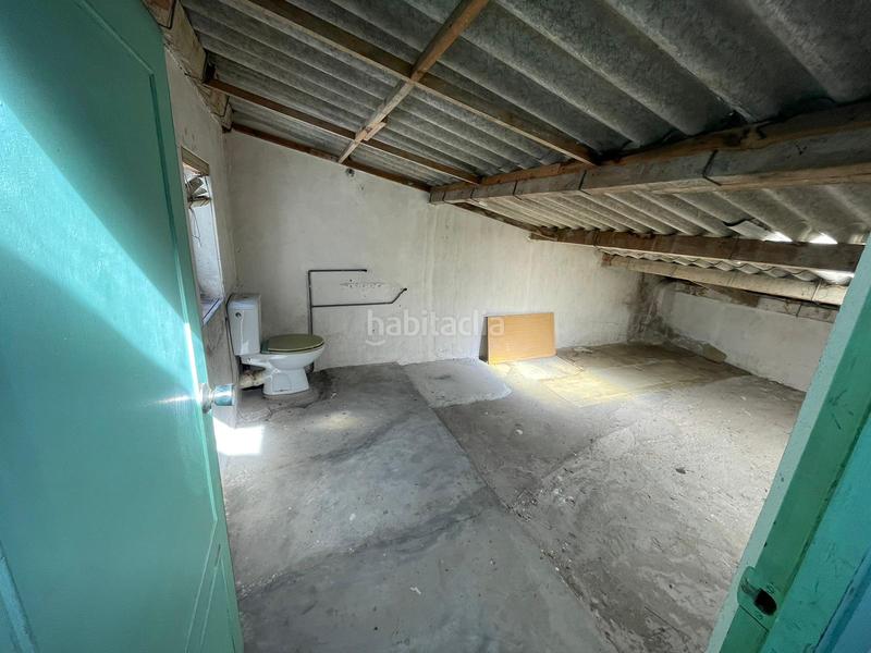 Foto 840835a9-8261-4898-ae6e-3c40d8229919. Local comercial en rúa río mandeo 7 precioso local con gran escaparate en Ferrol