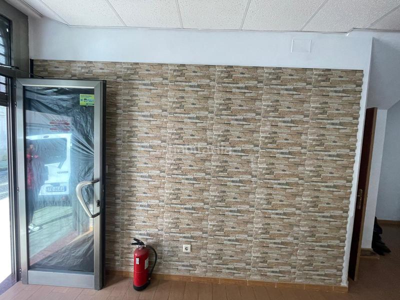 Foto 88415602-6ef9-4613-a16a-087638993759. Local comercial en rúa río mandeo 7 precioso local con gran escaparate en Ferrol