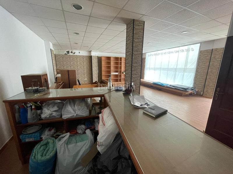 Foto aa0b61a7-9ed7-4d28-9610-8088896c83d6. Local comercial en rúa río mandeo 7 precioso local con gran escaparate en Ferrol