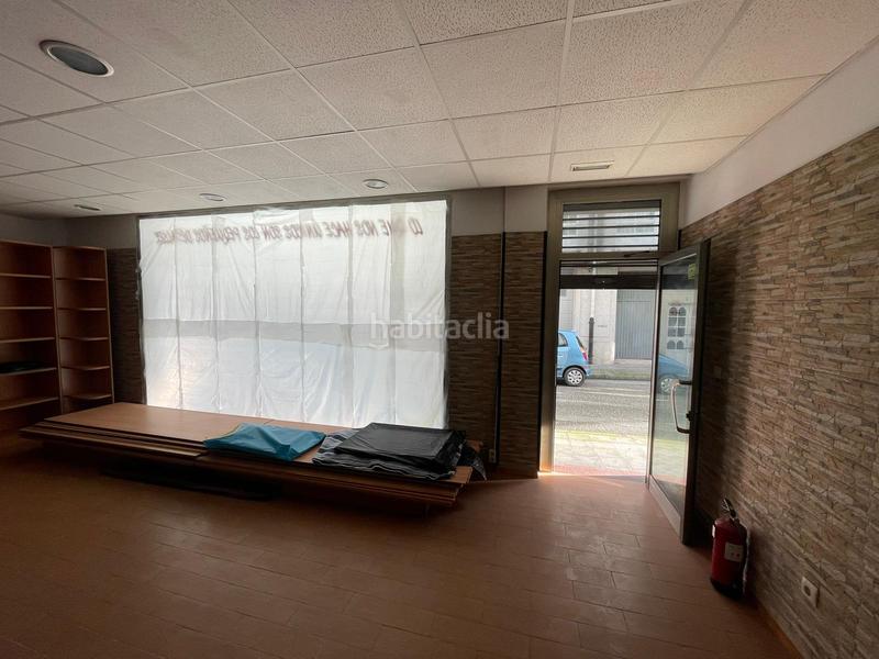 Foto ecdd3dec-ff95-4bb1-9701-952c73a53329. Local comercial en rúa río mandeo 7 precioso local con gran escaparate en Ferrol