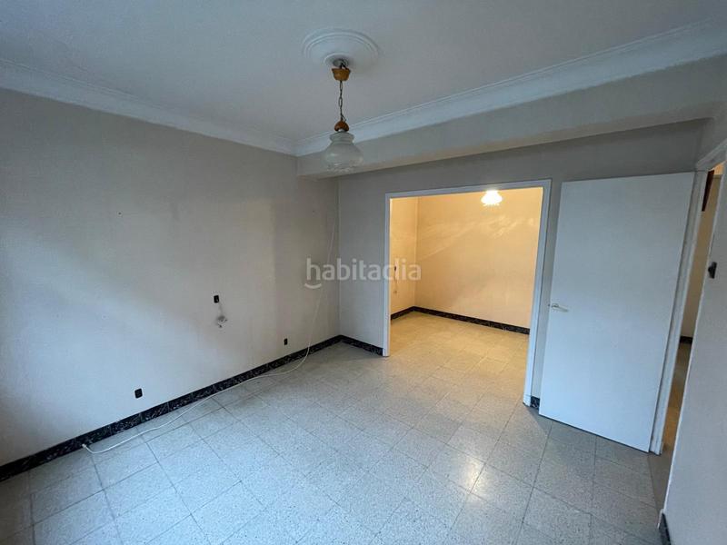 Foto 1cf21a82-a49d-4fb2-abde-3f8c00f8c9be. Casa adossada amb aparcament a A Gándara Narón