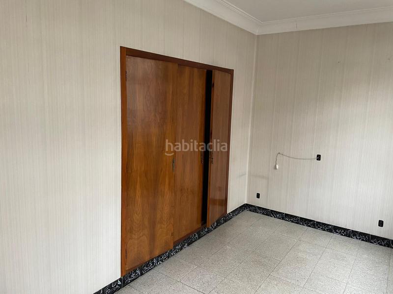 Foto 240c4524-4a98-4185-9988-cbe2c1348aa5. Casa adossada amb aparcament a A Gándara Narón