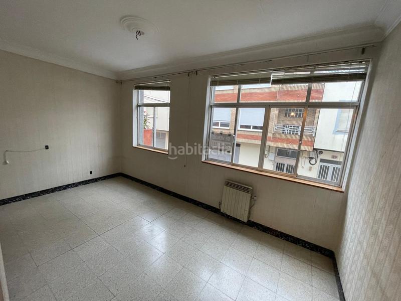 Foto 730a6064-8623-4ebe-9c2f-94b133a5c7d4. Casa adossada amb aparcament a A Gándara Narón