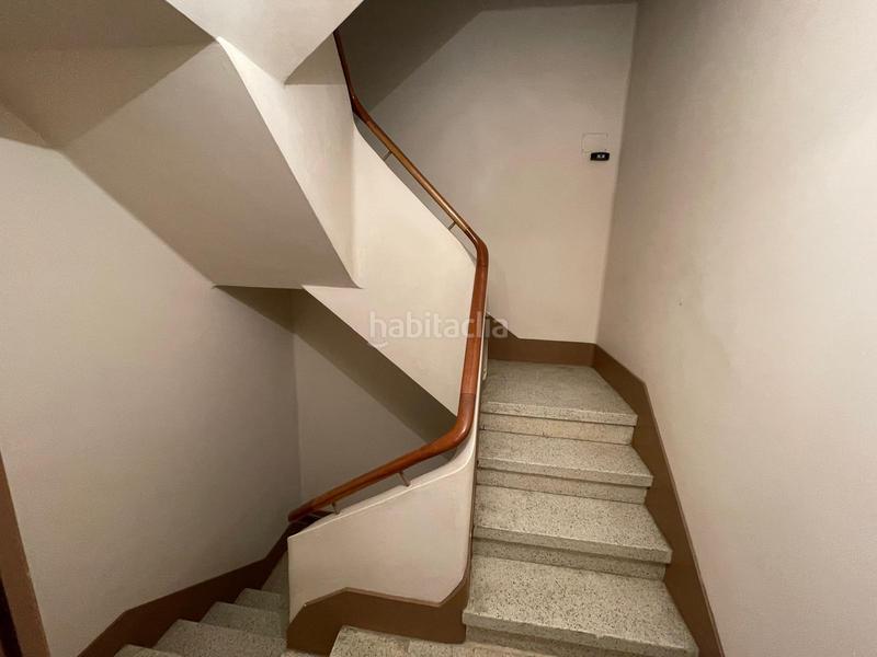 Foto bcff5de6-c2db-4954-b975-5d1701860573. Casa adossada amb aparcament a A Gándara Narón