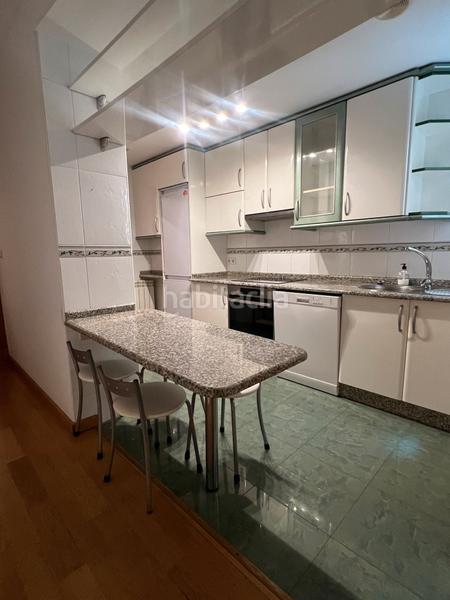 Foto b821252b-679a-4715-9d4b-6394625aeeb9. Alquiler piso en rúa san andrés 17 elegante piso en alquiler en calle san andrés – ¡confort y estilo en plena ciudad! en Coruña (A)