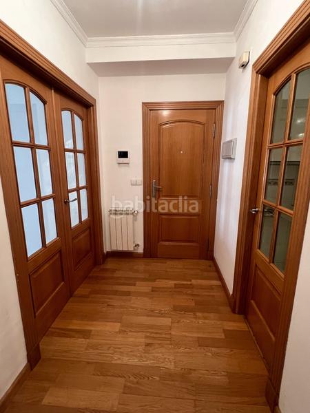 Foto d006ca36-a8c4-4d7c-b4b3-e5f693077421. Alquiler piso en rúa san andrés 17 elegante piso en alquiler en calle san andrés – ¡confort y estilo en plena ciudad! en Coruña (A)