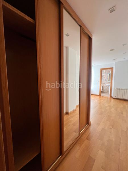 Foto e5d91d71-dcae-489e-bfa7-8a1915ebda1c. Alquiler piso en rúa san andrés 17 elegante piso en alquiler en calle san andrés – ¡confort y estilo en plena ciudad! en Coruña (A)