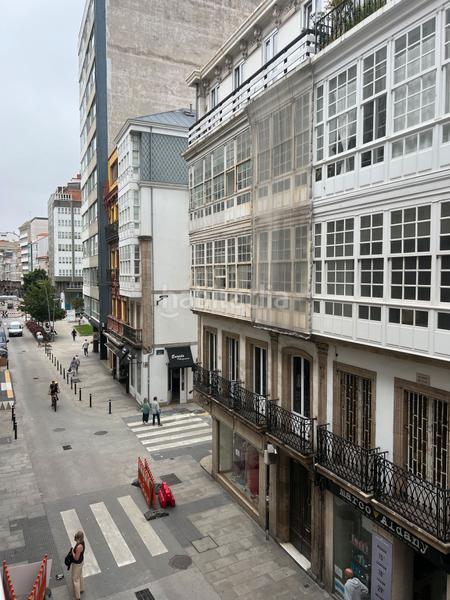 Foto eb7fdab0-f09c-4323-a0c8-580eb2c73950. Alquiler piso en rúa san andrés 17 elegante piso en alquiler en calle san andrés – ¡confort y estilo en plena ciudad! en Coruña (A)