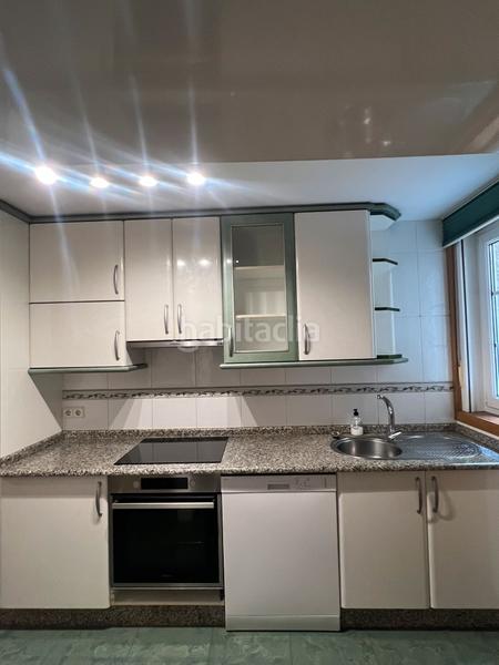Foto 686cba5b-b7ba-4d8a-974f-61c6c8a449f1. Location appartement dans rúa san andrés 17 dans Ciudad Vieja Coruña (A)