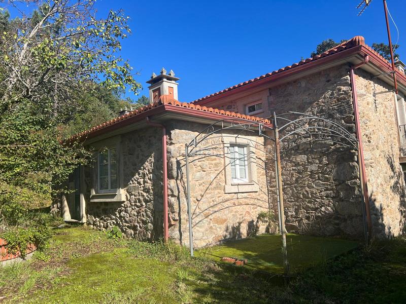 Foto e040799e-6c45-4576-94d1-ffe1f0d17322. House in Sedes - Pedroso - Doso Narón