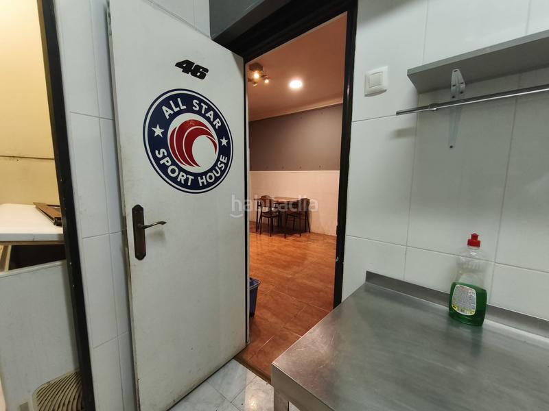 Foto c8c308c5-7722-4bd5-9b93-66d898b48bf0. Local comercial local en venta en calle sol, en Centro Ferrol