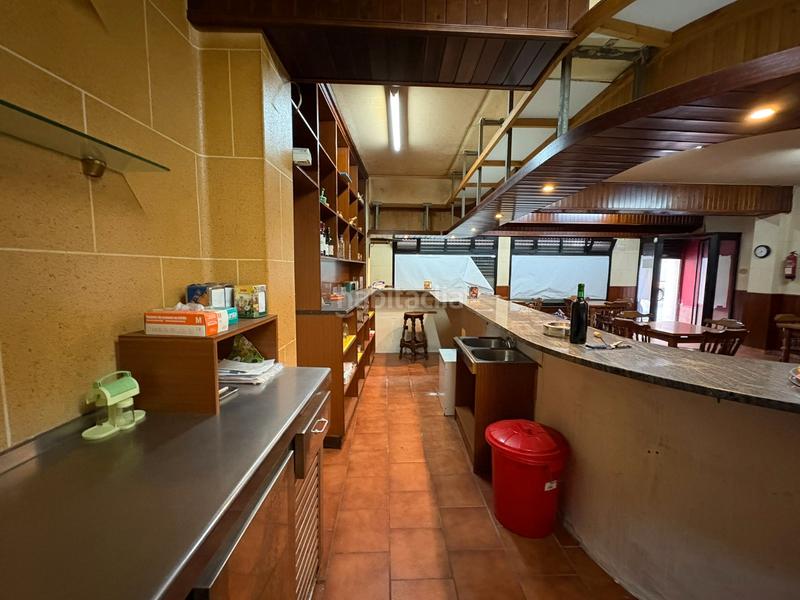 Foto de9eef1f-6b9f-48f1-b5ea-9075a509af08. Geschäftsraum in Centro Ferrol