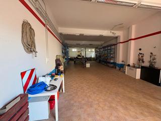 Business premise in Rúa Fontaíña 6