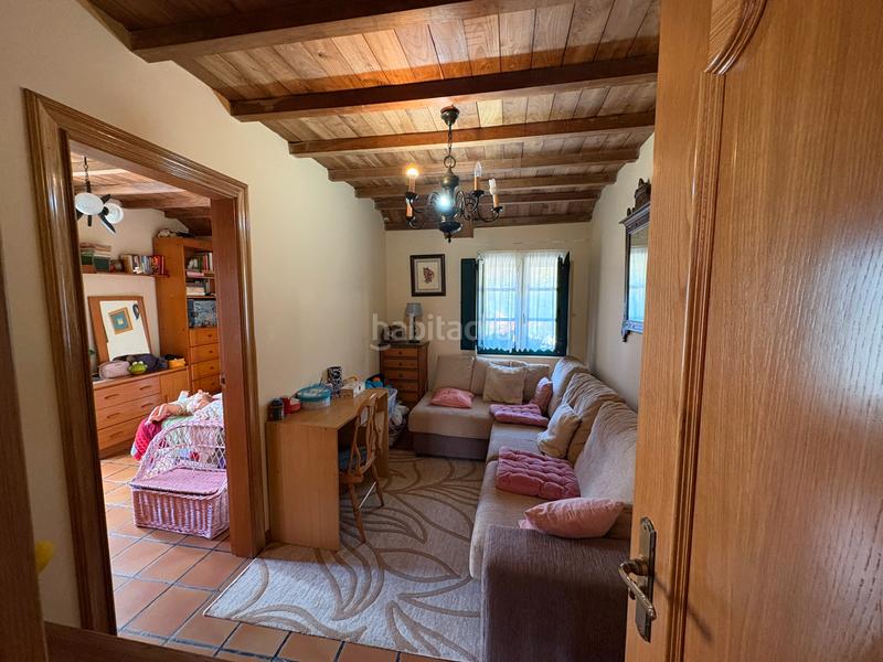 Foto 52e64edd-a930-4cb2-a08c-92a4df97fed2. Chalet con camino riscaldamento parcheggio in A Gándara Narón