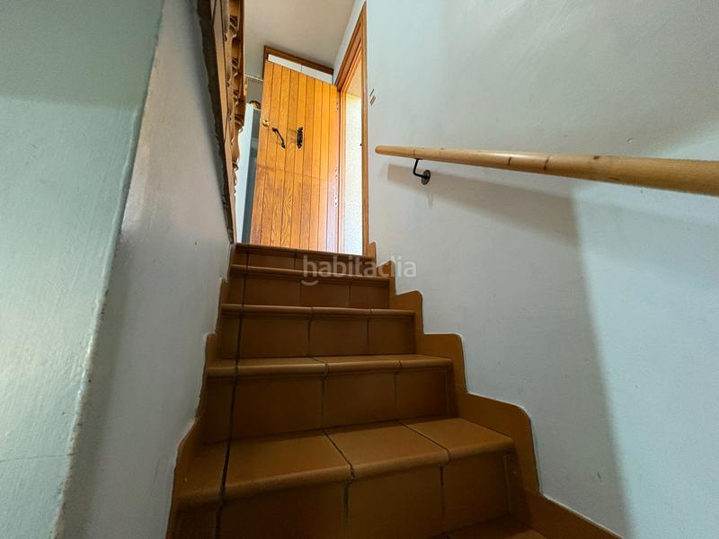 Foto 67ecd55b-77cc-4eec-aaf9-b3a13d7a03be. Chalet con camino riscaldamento parcheggio in A Gándara Narón