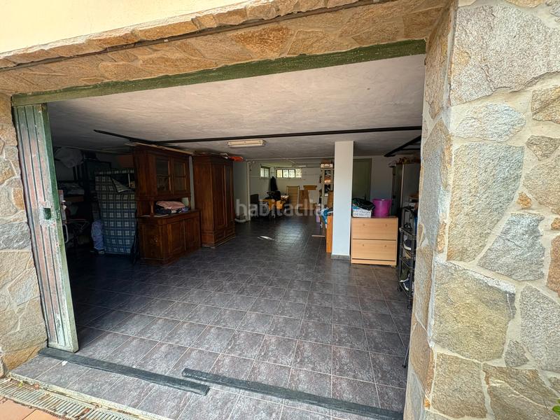 Foto 9d588466-3b36-47f8-8bf5-ab145c3f551e. Chalet con camino riscaldamento parcheggio in A Gándara Narón