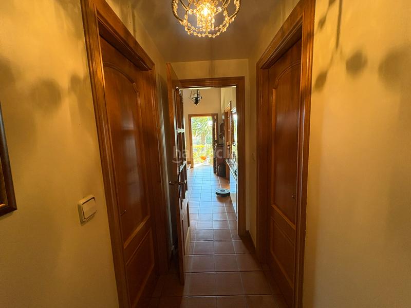 Foto adb145a9-f09e-4d0f-b381-83455ad0a0b2. Chalet con camino riscaldamento parcheggio in A Gándara Narón